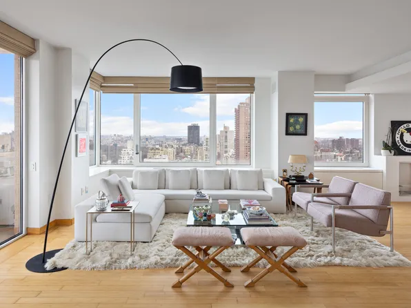 30 East 85th Street image 2 of 23