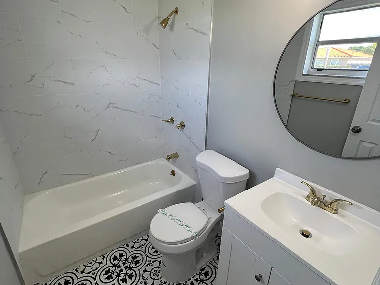 2605 NW 135th St #107 — Photo 12
