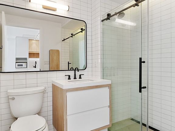 5th image of 222 51st Ave #4C