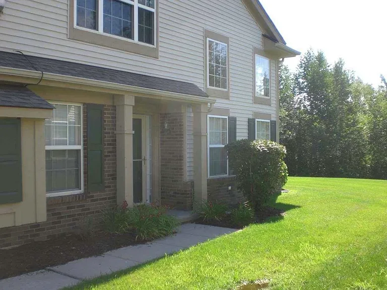 24 N Vista Dr — Photo 9