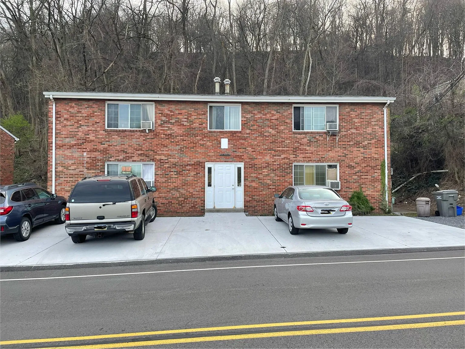 1313 Pine Hollow Rd — Photo 1
