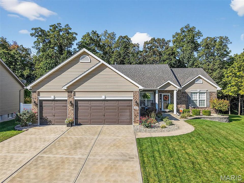 1st image of 253 Lonepine Dr