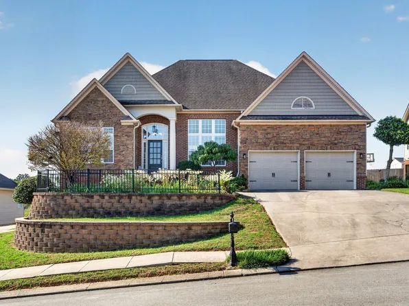 9647 Wiltshire Dr, Ooltewah, TN 37363