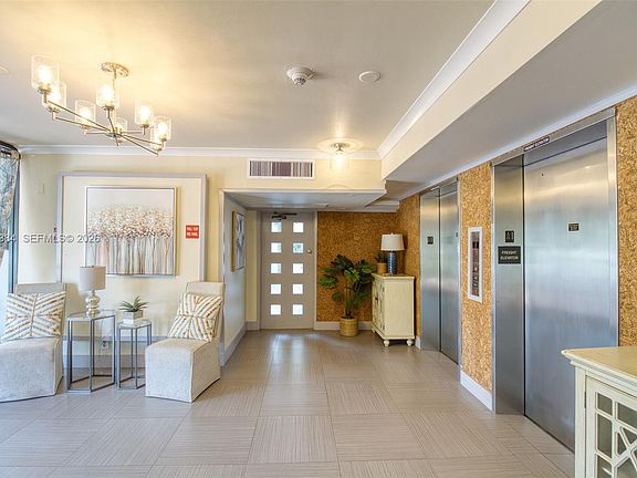 4th image of 4015 W Palm Aire Dr APT 506