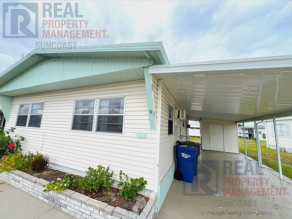 3rd image of 1207 45th Ave E