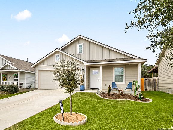 3rd image of 31541 Nimbus Dr