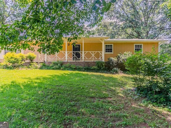 2783 Bicentennial Dr, Stone Mountain, GA 30087