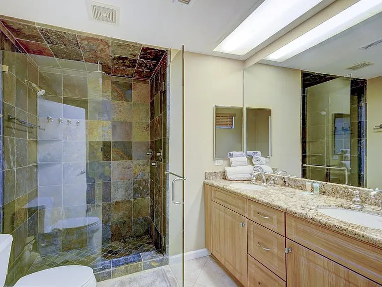 151 Avenida Las Palmas — Photo 13