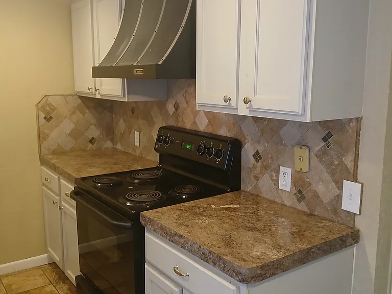 5101 Middlecoff Rd — Photo 29