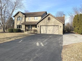 2761 Abbington Dr, New Lenox, IL 60451