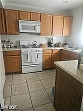 3rd image of 5062 S Rainbow Blvd Unit 104