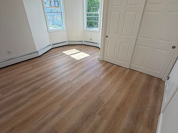 4th image of 76 Beacon Ave APT 4