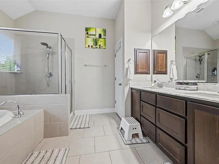 3013 Chalice Well Dr — Photo 27
