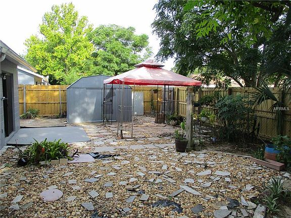 4th image of 203 Garden Cove Ct