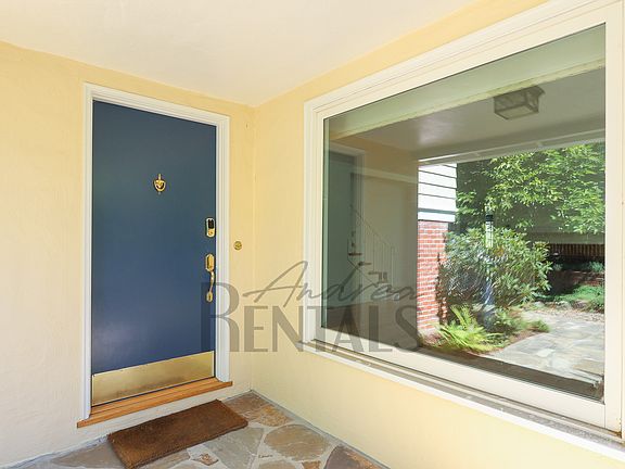 4th image of 5555 Harbord Dr