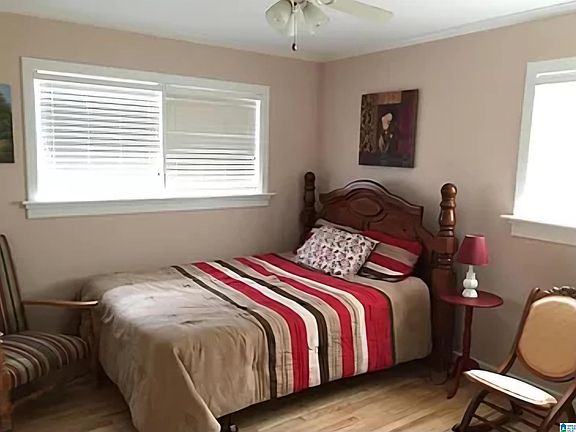 4th image of 102 Hill Dr