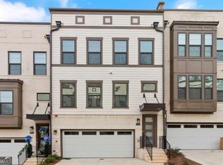 2160 Burnside Dr NW, Atlanta, GA 30318