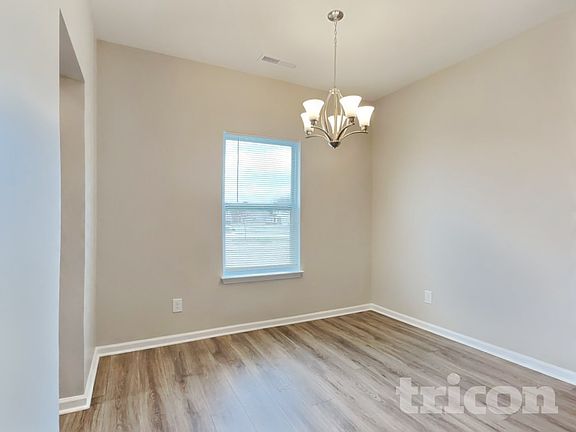 3rd image of 152 Walker Grove Ln