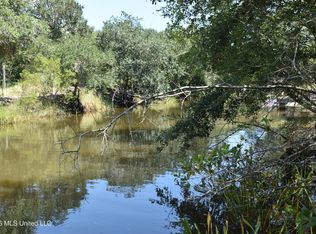 10018 E Bayou Rd, Bay Saint Louis, MS 39520