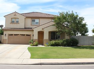 11725 Starlight Dr, Bakersfield, CA 93312