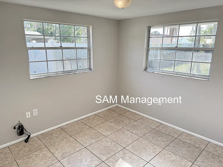2830 Bucida Dr — Photo 14