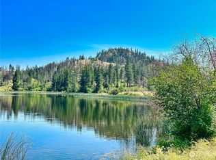 1 Kyle Ln, Oroville, WA 98844