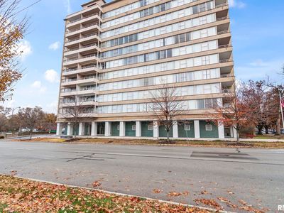 718 S 7th St APT 405, Springfield, IL, 62703