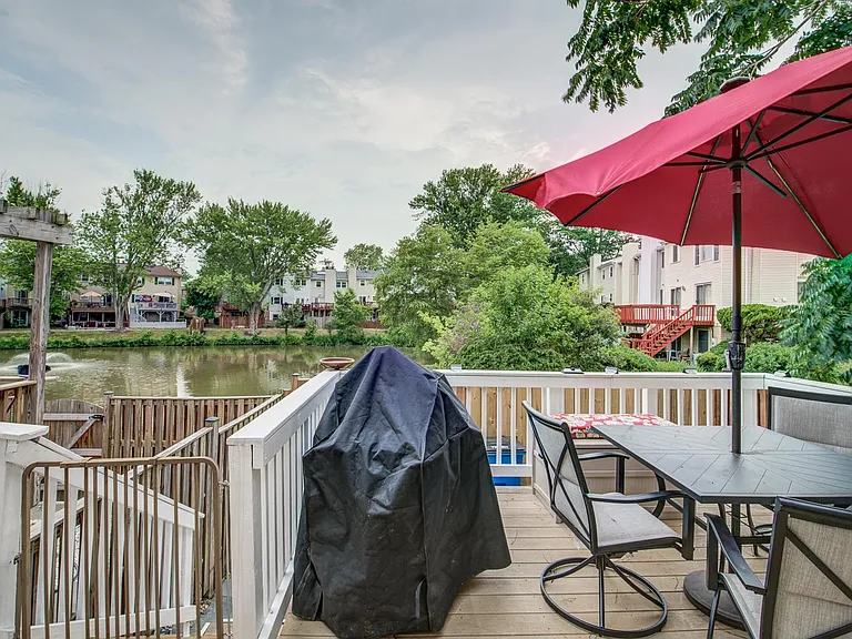 7112 Lake Cove Dr — Photo 52