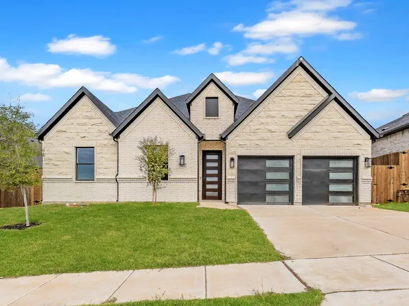 6421 Saint George St, North Richland Hills, TX 76180