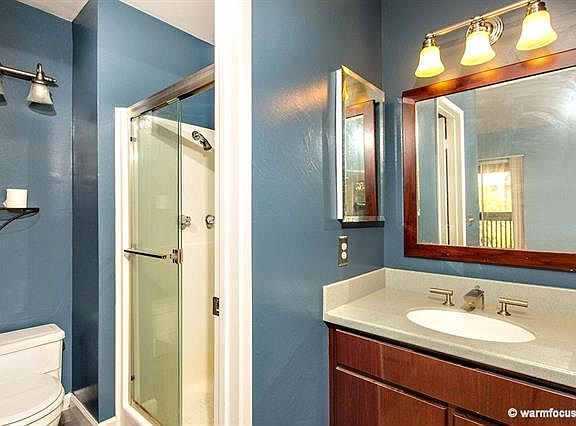 5th image of 1885 Diamond St #307