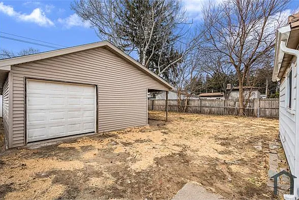 9342 Birch St — Photo 19