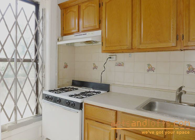 2nd image of 776A Greene Ave APT 3