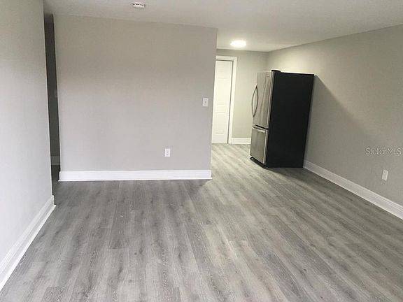 4th image of 2917 E 20th Ave #B