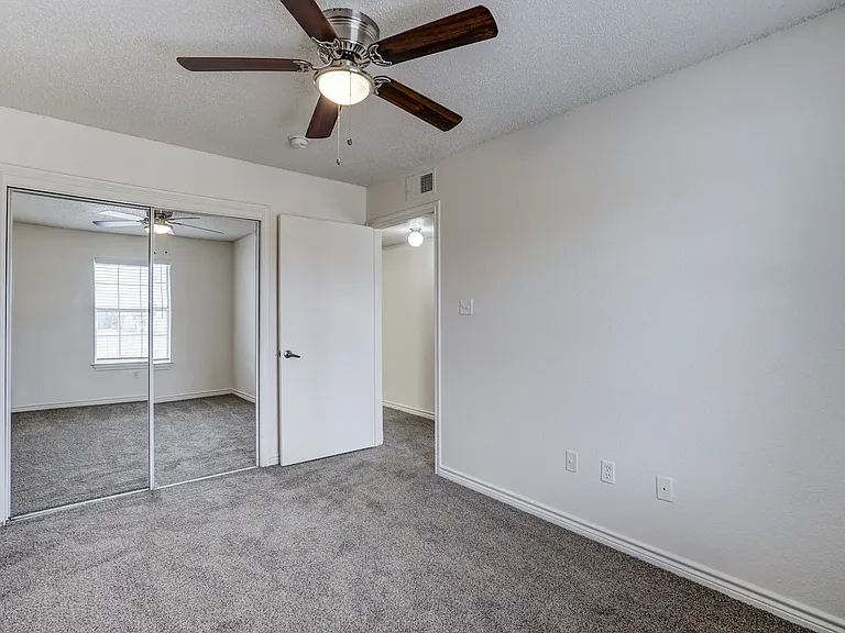 Meadowview Townhomes — Photo 38