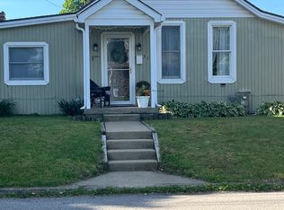 315 Hazel St, Zelienople, PA 16063