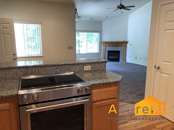 4th image of 299 Meadow Dr