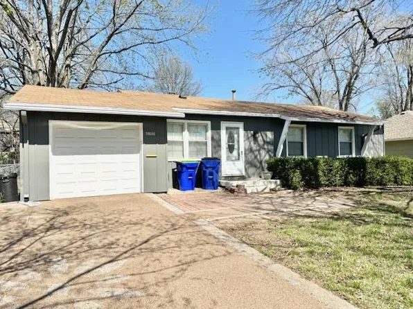 10606 W 89th Ter, Overland Park, KS 66214