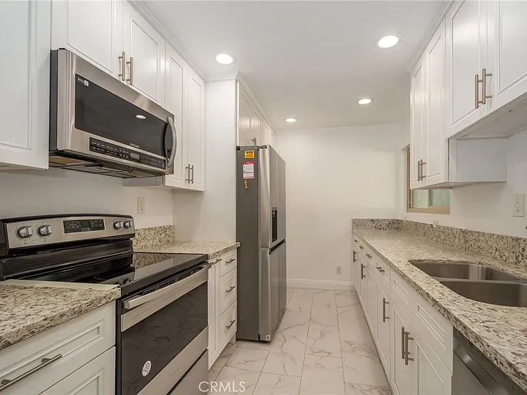 23647 Park Capri #87 — Photo 10