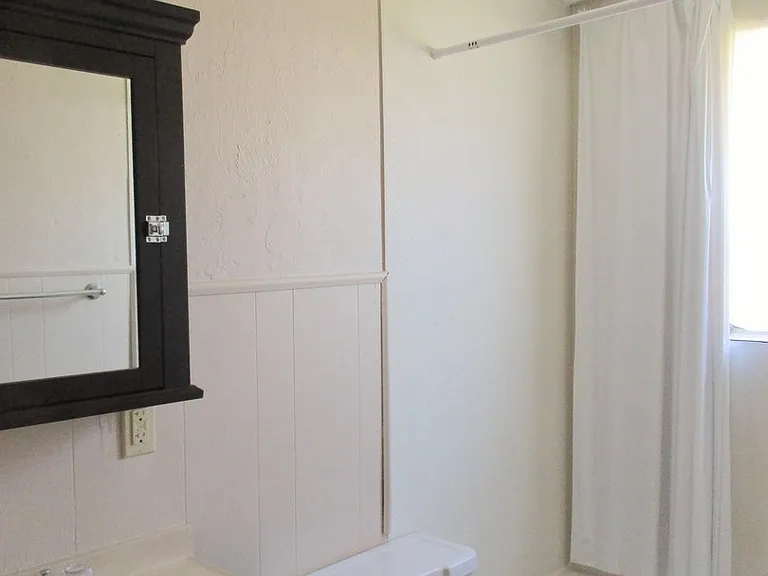 309 E Oklahoma Ave — Photo 9