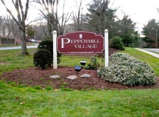 261 Burgundy Hill Ln #261, Middletown, CT 06457