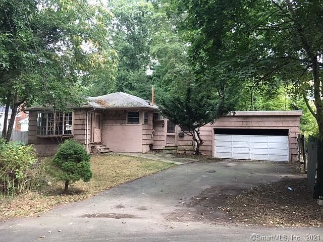 1st image of 11 Pine St
