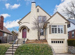 3332 Royal Pl, Cincinnati, OH 45208