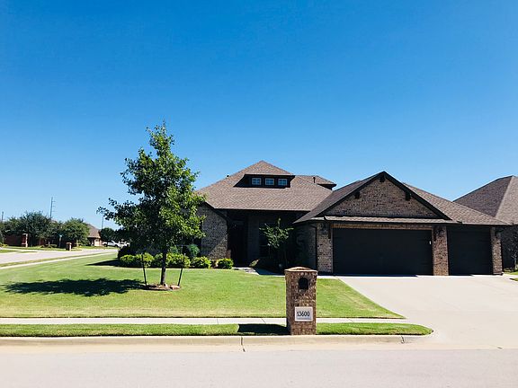 3rd image of 13600 Rachel Ct