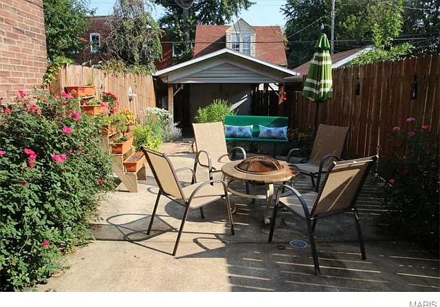 2nd image of 1717 Carroll St