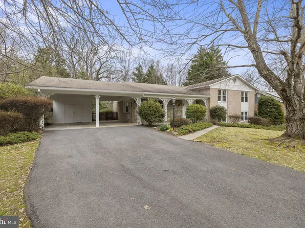 14929 Waterway Dr, Rockville, MD 20853