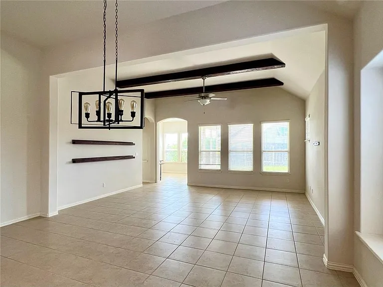 133 Salt Fork Dr — Photo 5