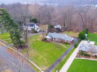 122 Rockview Ave, North Plainfield, NJ 07060