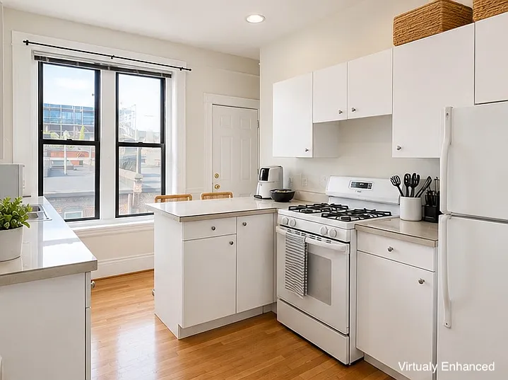 2 bed, 890 sqft, $4,100 — Photo 2