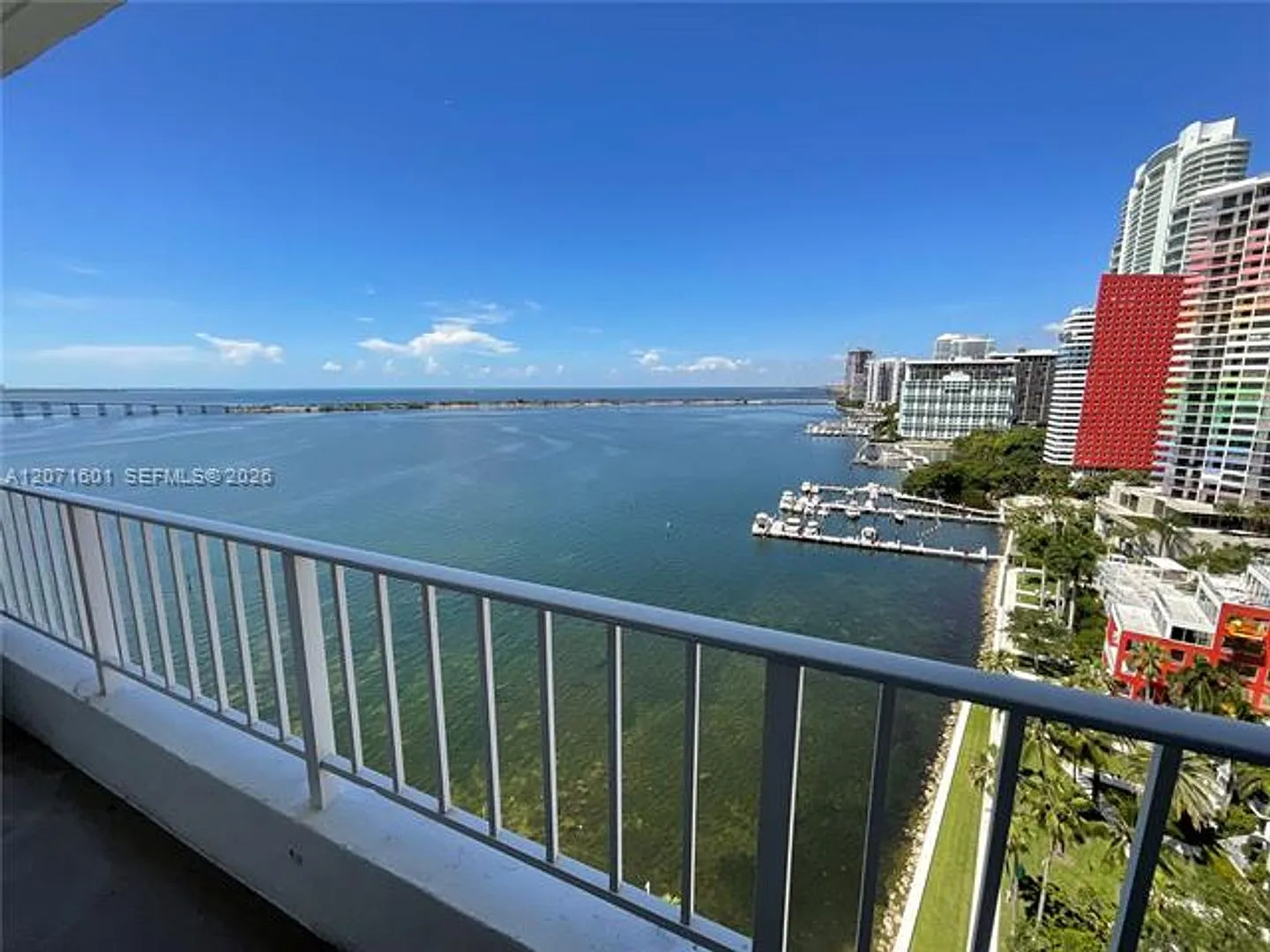 200 SE 15th Rd cu-PHB, Miami, FL 33129 — Photo 3