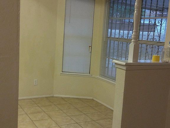 4th image of 10441 Bon Aire Dr